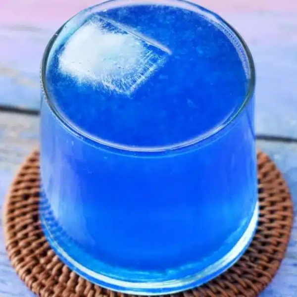 Blue Curacalo Lemonade